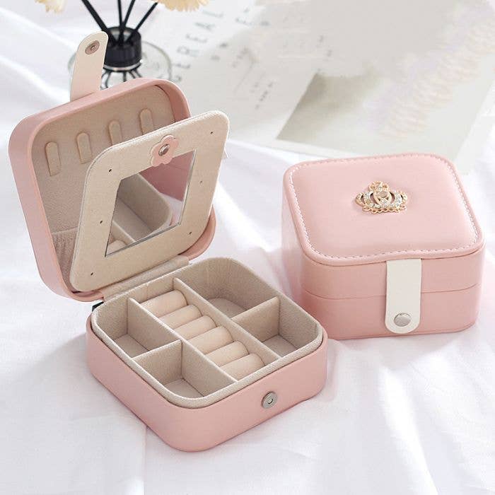 PUR031 Crowned little jewellery organizer