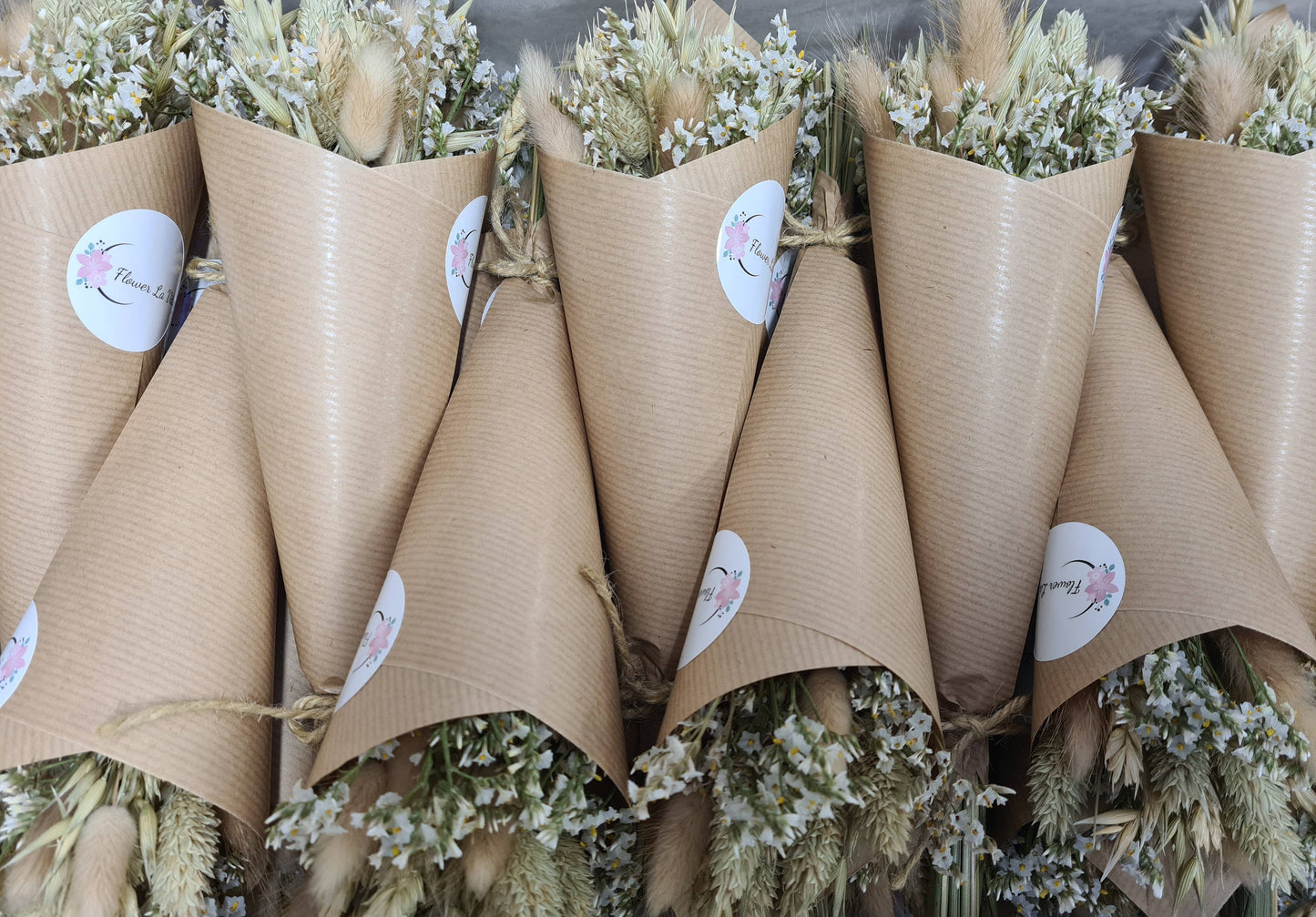 Natural dried flower mini bunches