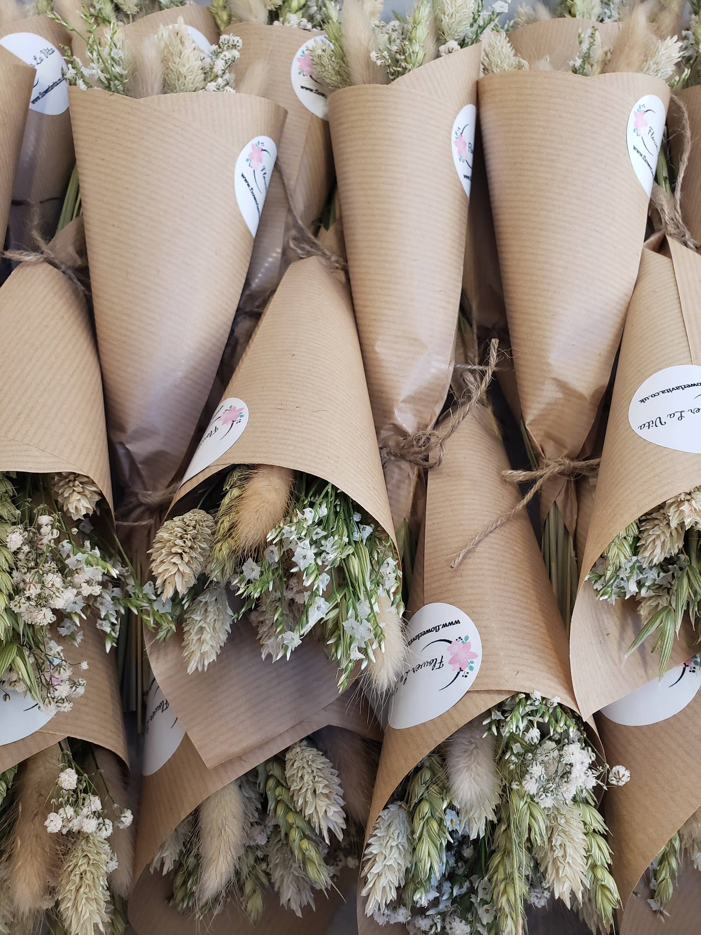 Natural dried flower mini bunches