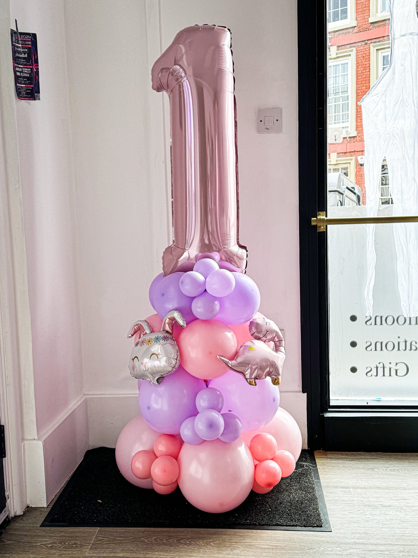 Balloon stack single number